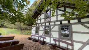 Vorderansicht - Geisaer Waldhäuschen