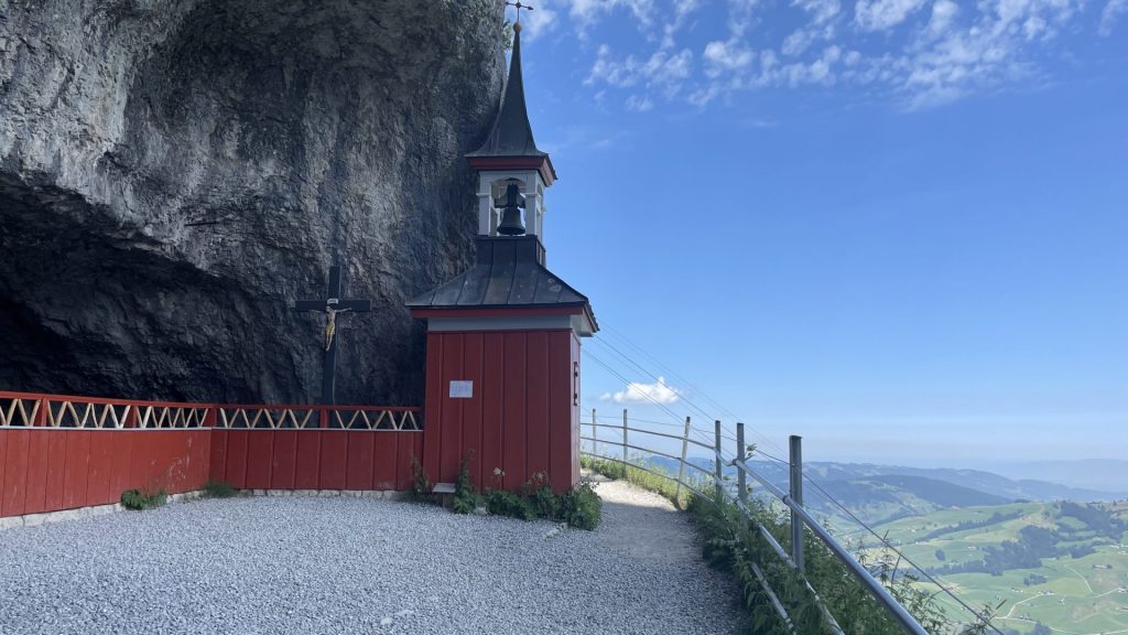 Kirchlein am Felsenweg