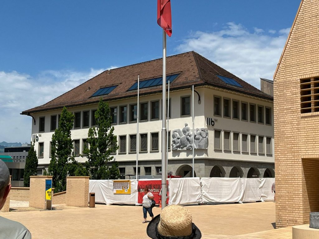 ein anderes Gebäude