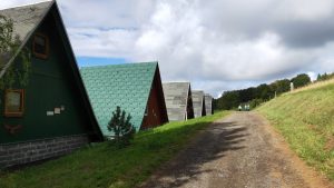 Blick auf die Finnhütten an der Hohen Klinge